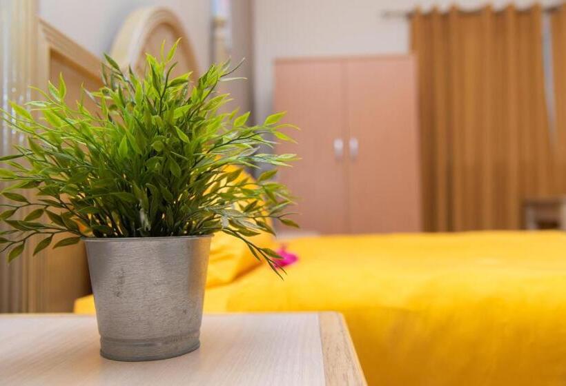 اتاق سه نفره سوپریور با چشم‌انداز دریا, Ocean Villa Heights