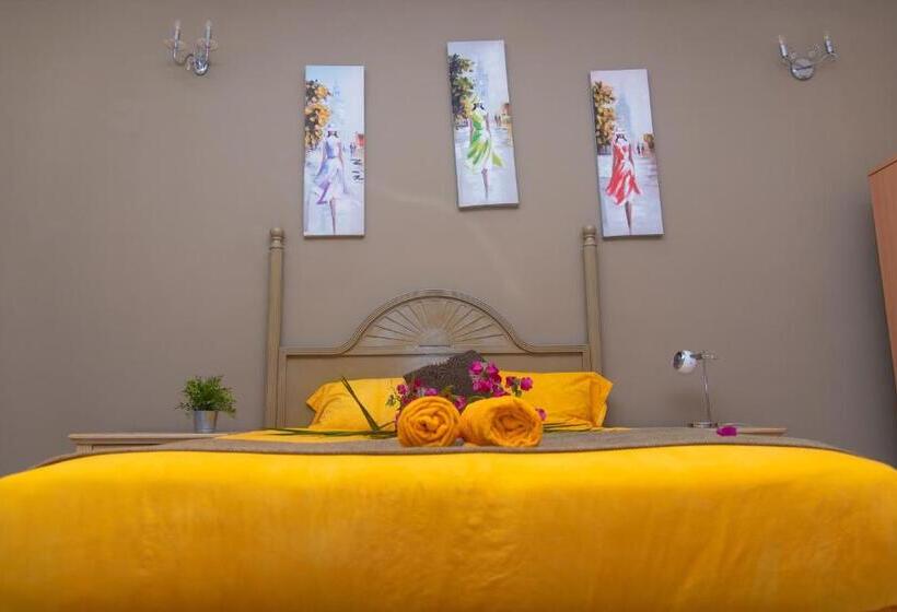 اتاق سه نفره سوپریور با چشم‌انداز دریا, Ocean Villa Heights