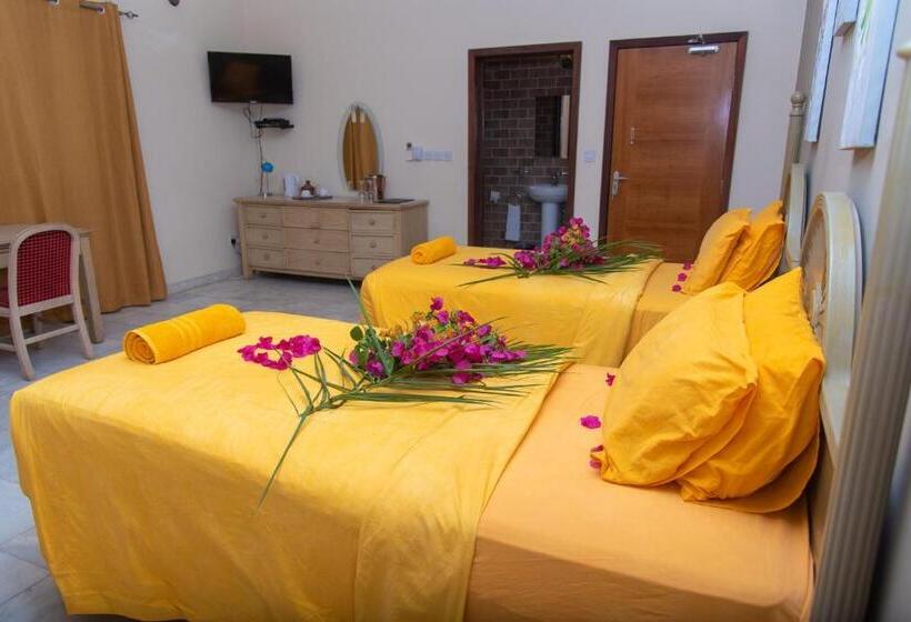 اتاق لوکس, Ocean Villa Heights