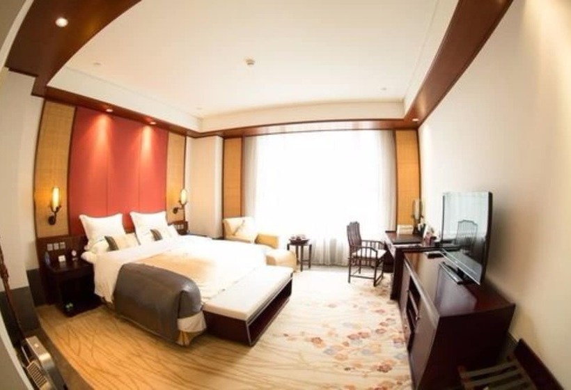 Номер Superior, Ovation Seven Cultivation