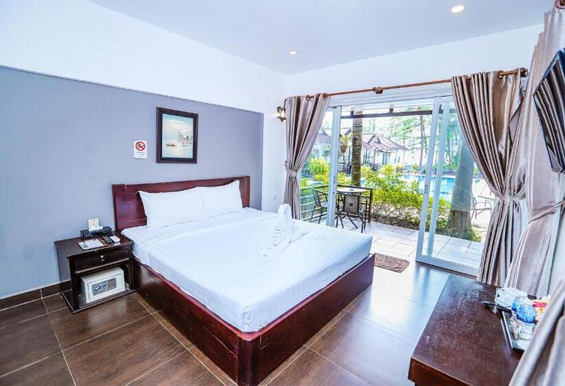 חדר דלוקס, Sea Breeze Resort