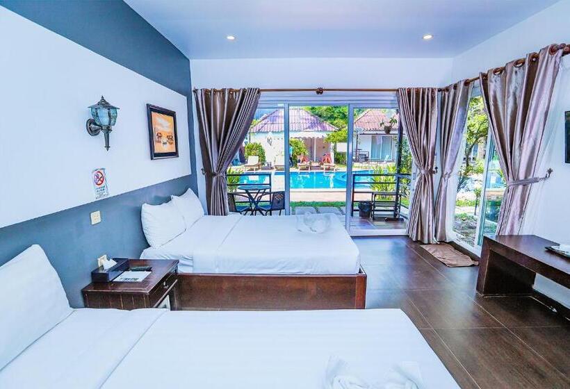 חדר דלוקס, Sea Breeze Resort