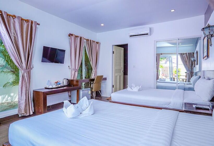 חדר דלוקס, Sea Breeze Resort