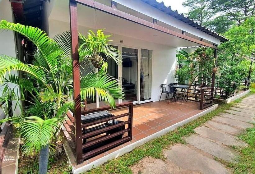 חדר סטנדרט, Sea Breeze Resort