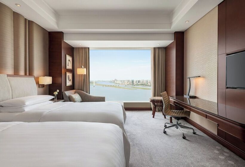 Номер Клуб, Shangrila Nanchang