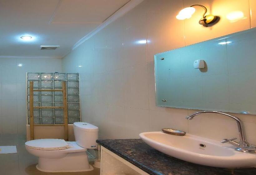 オーシャンビュースタンダードルーム, Sunset Lavinia