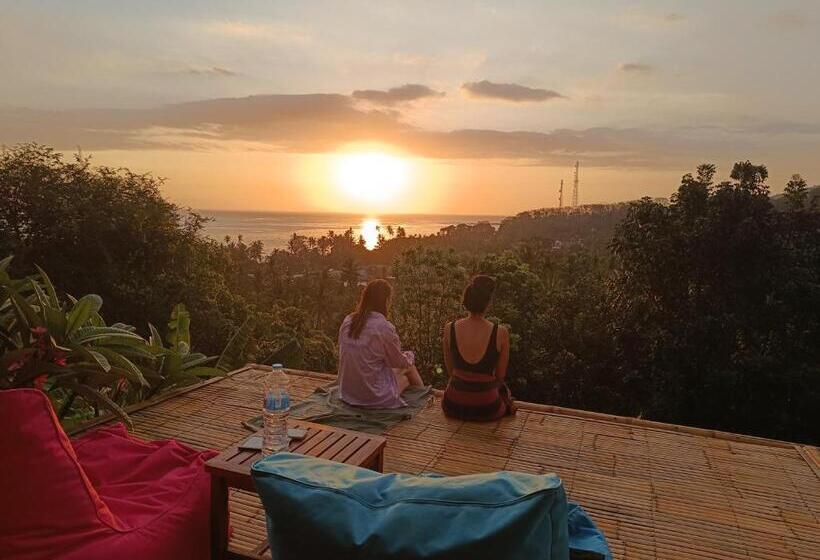 オーシャンビュースタンダードルーム, Sunset Lavinia