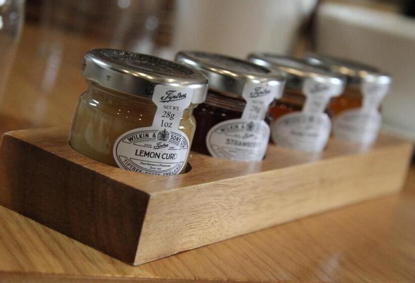 غرفة قياسية سرير كينج, The Dovecote Inn