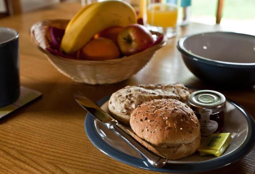 غرفة قياسية سرير كينج, The Dovecote Inn