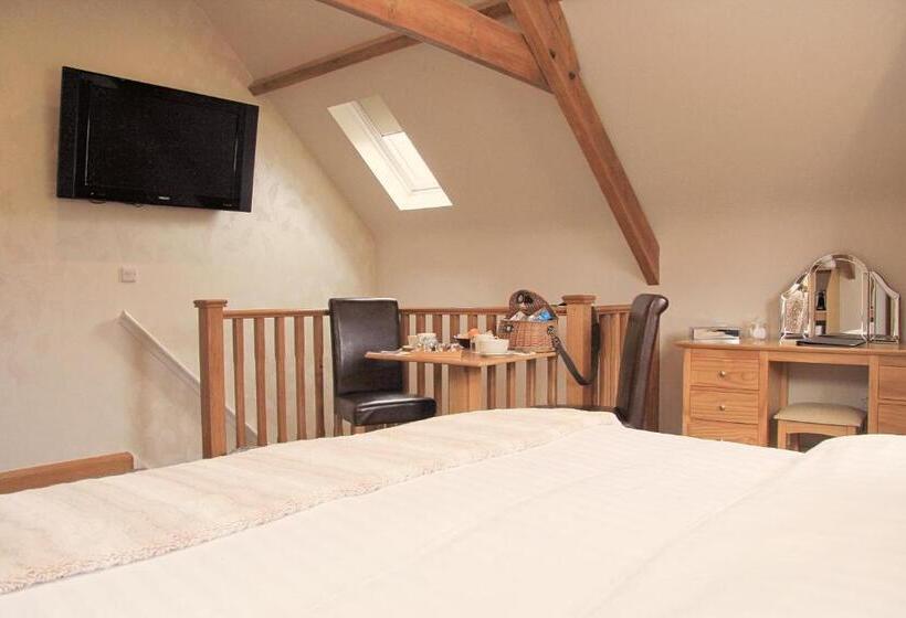 جناح ديلوكس سرير كينج, The Dovecote Inn