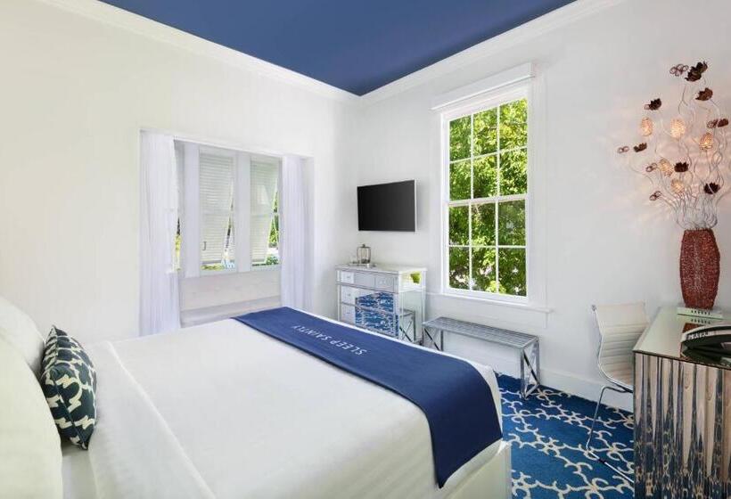 غرفة سوبيريور سرير كينج, The Saint Hotel Key West, Autograph Collection, Adult Only
