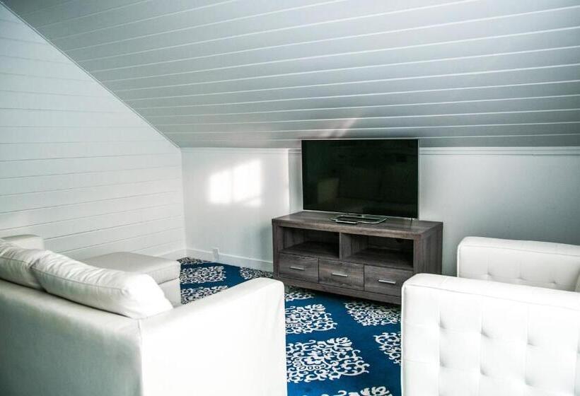 غرفة قياسية سرير كينج, The Saint Hotel Key West, Autograph Collection, Adult Only