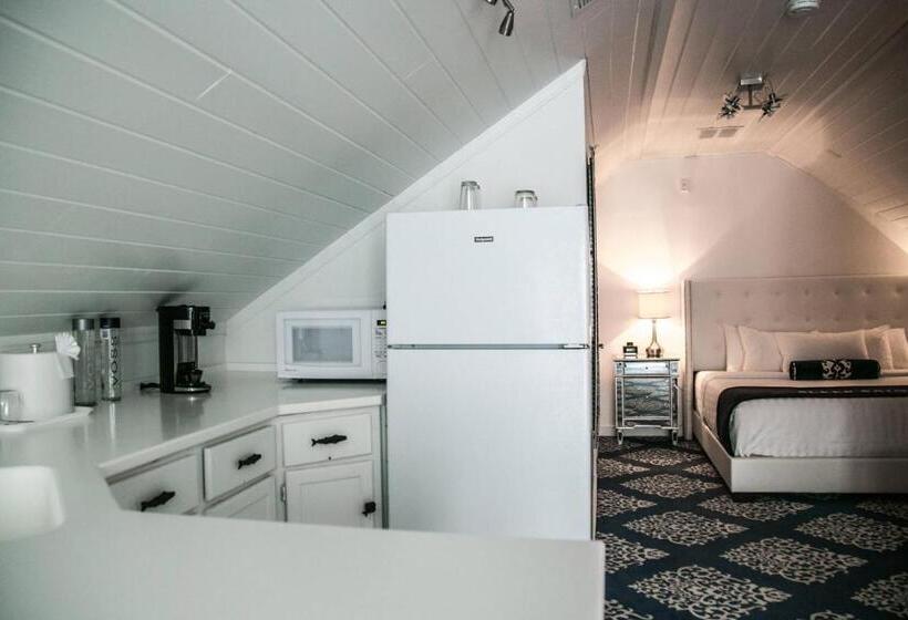 غرفة قياسية سرير كينج, The Saint Hotel Key West, Autograph Collection, Adult Only