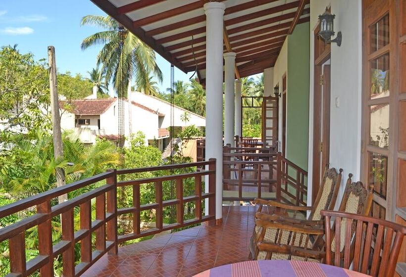 חדר דלוקס לשלושה, Palitha Guesthouse Hotel Dandelion 