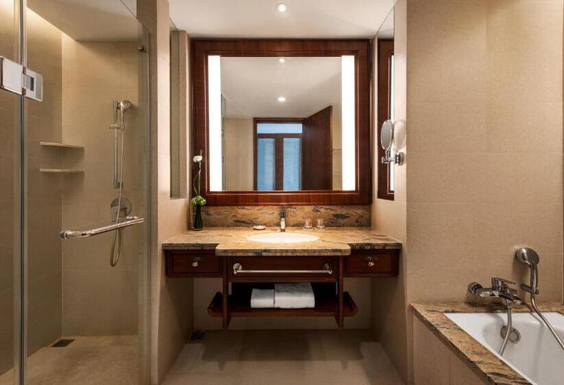 חדר דחוקס עם מיטת קינג, Shangrila Nanchang