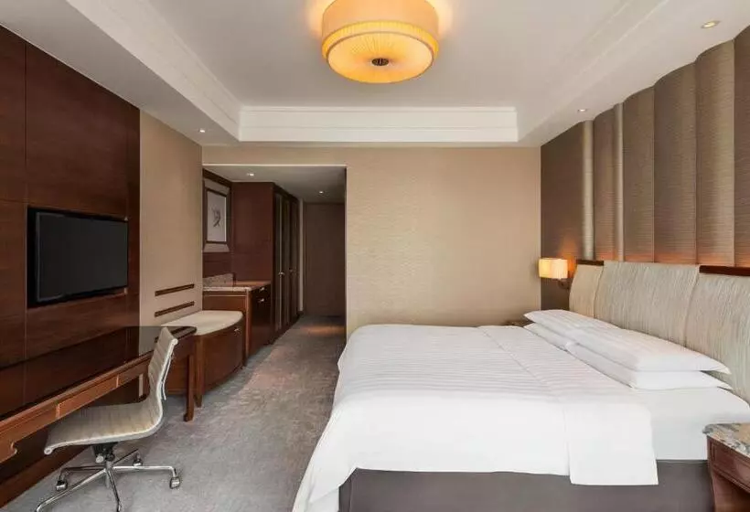 キングサイズベッドのデラックスルーム, Shangrila Nanchang