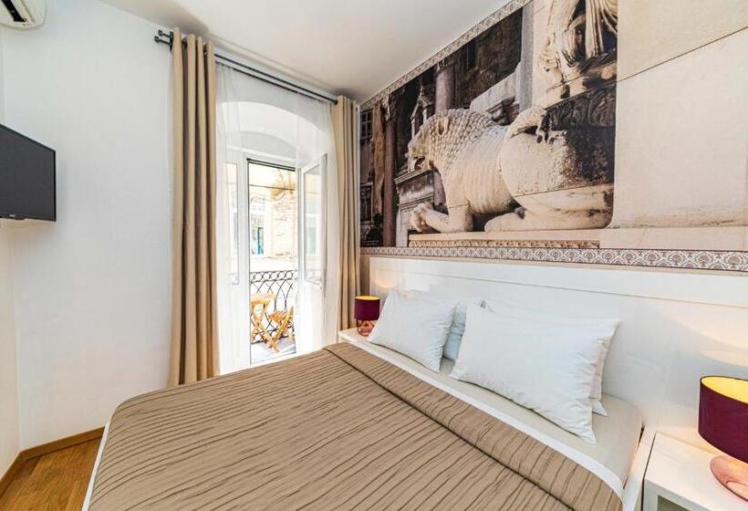 디럭스 테라스 룸 바다 전망, Riva City Rooms