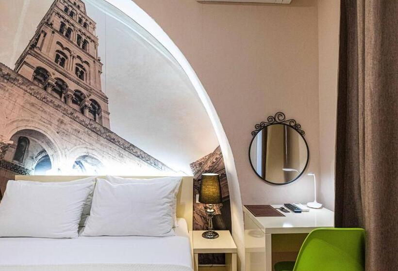 디럭스 룸, Pjaca City Rooms