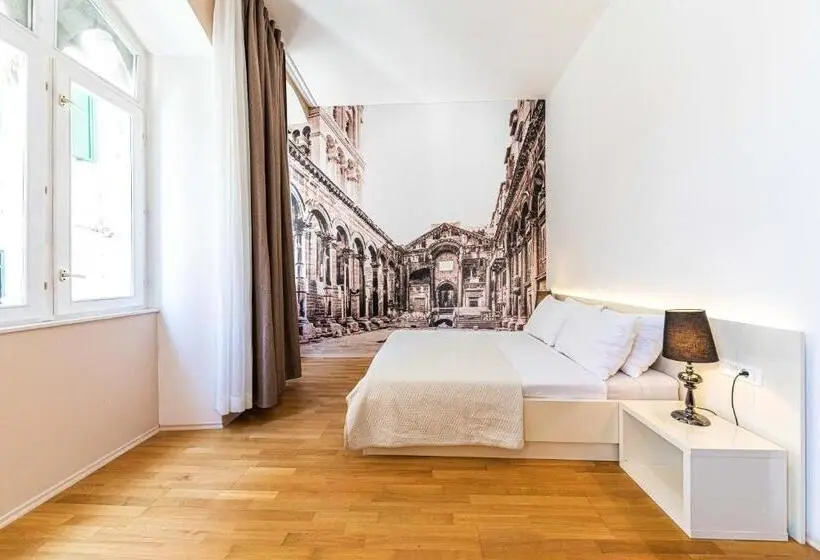 سوییت خانوادگی, Pjaca City Rooms