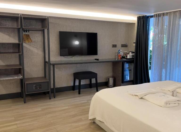 اتاق استاندارد با چشمانداز باغ, Cunda Pi̇er Otel