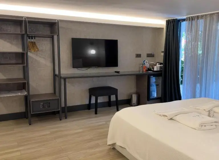 Standard-huone Puutarhanäkymä, Cunda Pi̇er Otel