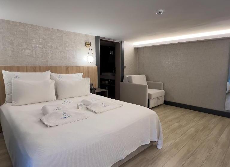 Номер Стандарт Вид на Сад, Cunda Pi̇er Otel