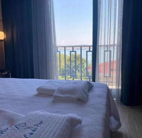 Standard-huone Merinäkymä Parveke, Cunda Pi̇er Otel