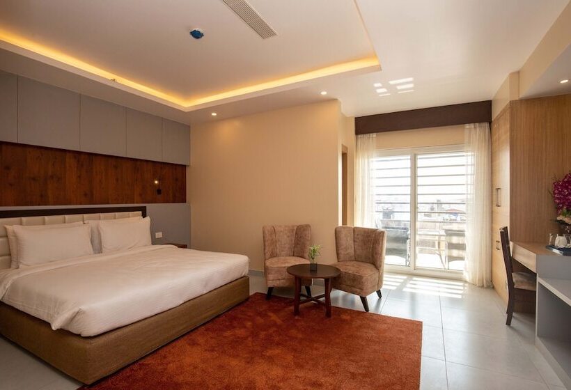 اتاق لوکس, Palm International