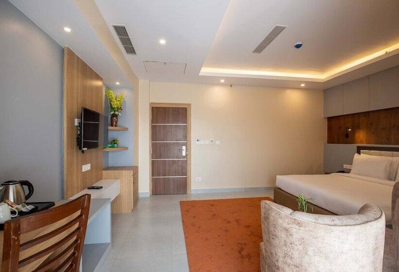 اتاق لوکس, Palm International