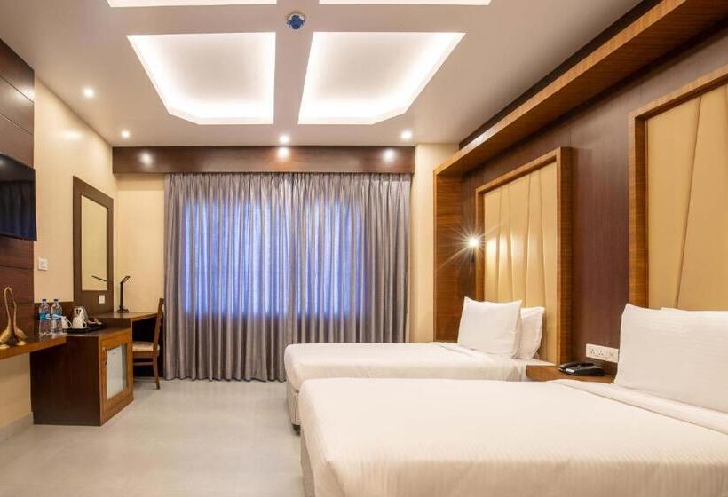 اتاق لوکس, Palm International