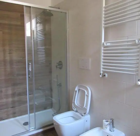 חדר דלוקס לארבעה, Imperial Forum Relais