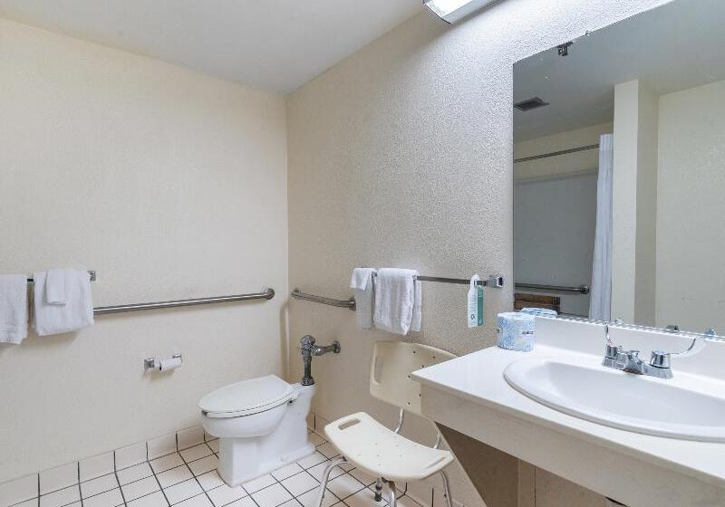 Номер Стандарт, The Mclure Hotel And Conference Center