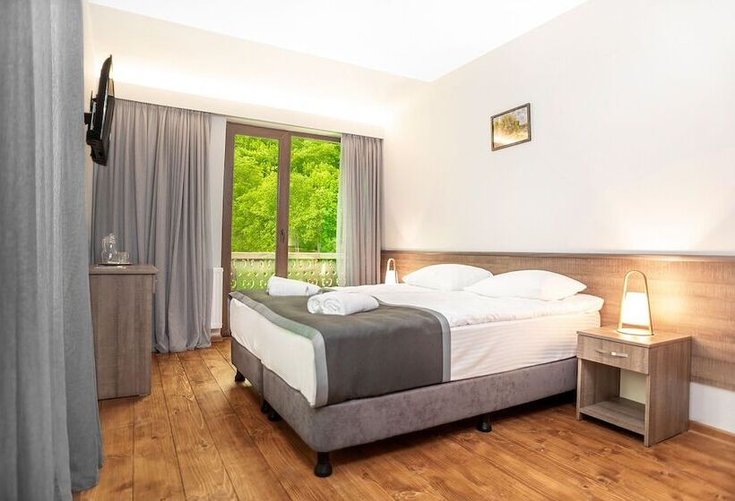 اتاق استاندارد, Tsesi