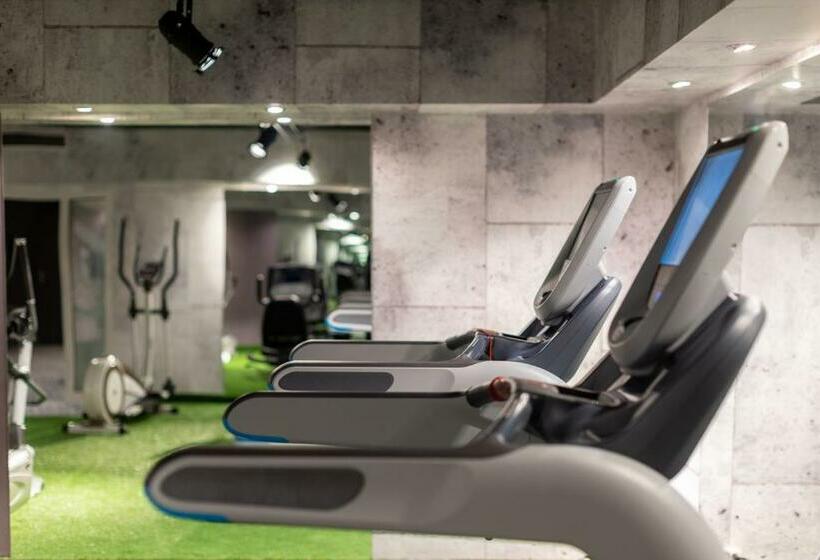 基本间, Sl Otel Im Parforcehaus