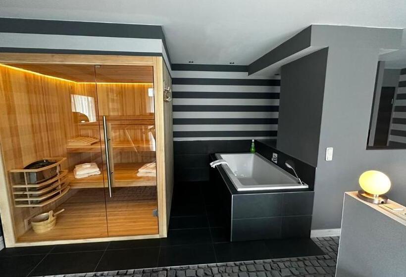 테라스 스위트, Sl Otel Im Parforcehaus