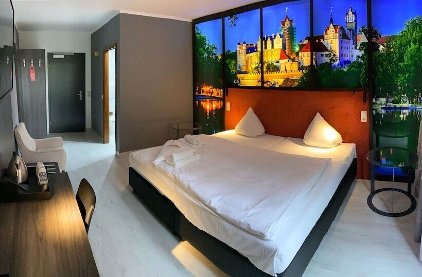 标准间, Sl Otel Im Parforcehaus