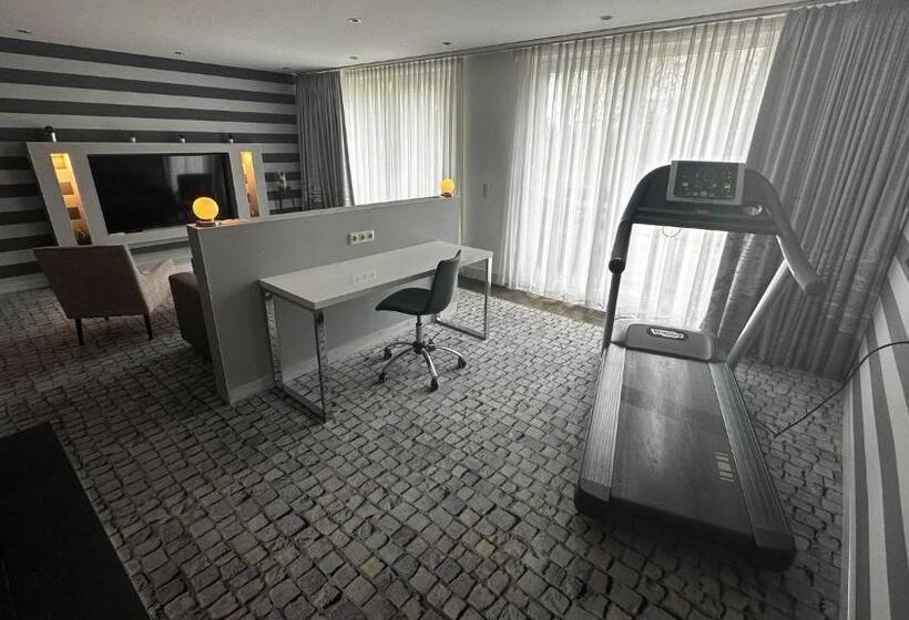 테라스 스위트, Sl Otel Im Parforcehaus