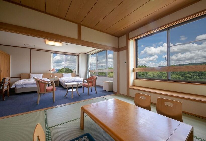 غرفة قياسية, Chikugofunegoya Koen No Yado