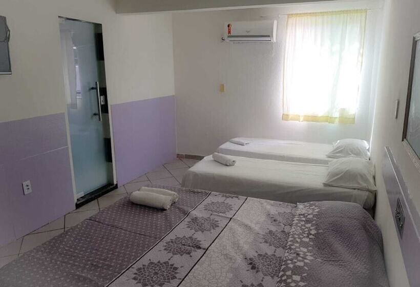 غرفة قياسية رباعية, Porto Center