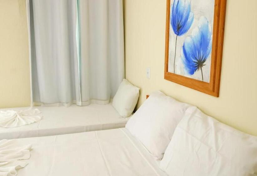 غرفة قياسية ثلاثية, Porto Center