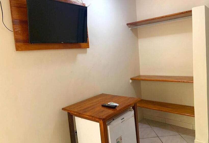 غرفة قياسية رباعية, Porto Center