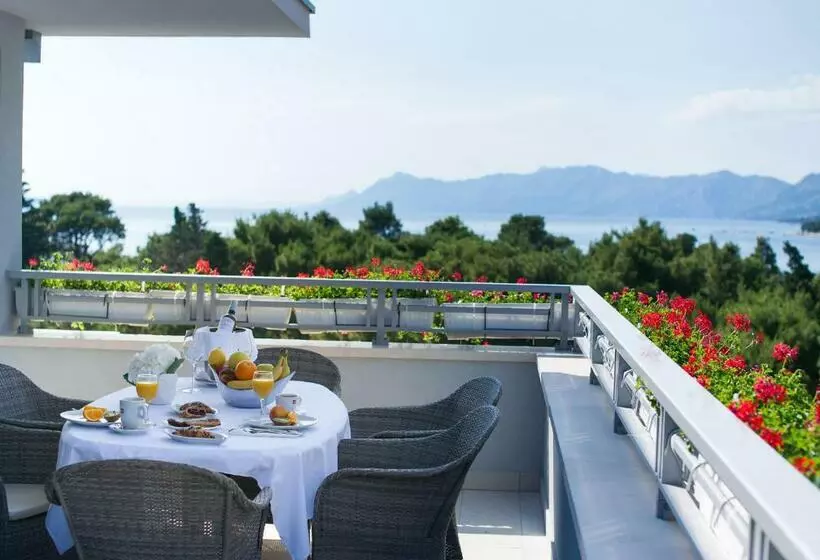 آپارتمان 1 خوابه با بالکن و چشم‌انداز دریا, Aparthotel Miramare
