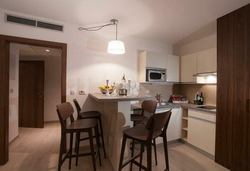 آپارتمان 1 خوابه, Aparthotel Miramare