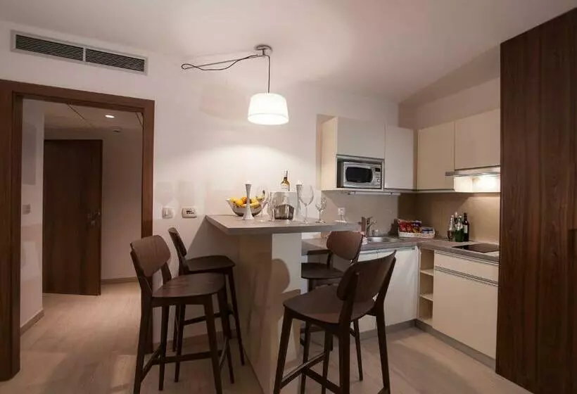 آپارتمان 1 خوابه, Aparthotel Miramare