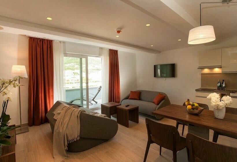 آپارتمان 1 خوابه, Aparthotel Miramare