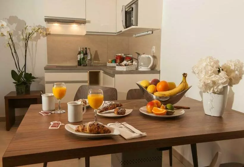 استودیوی استاندارد با چشم‌انداز دریا, Aparthotel Miramare