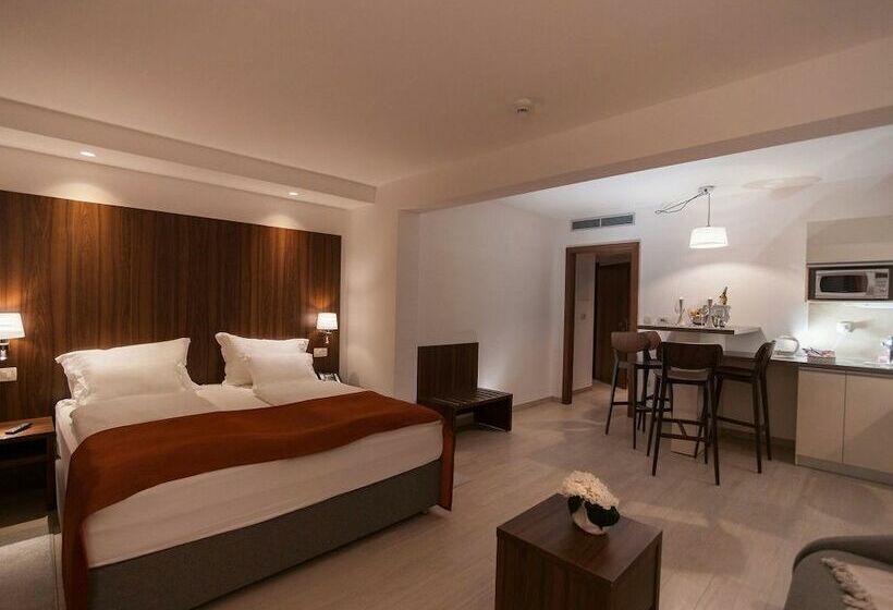 استودیوی استاندارد با چشمانداز دریا, Aparthotel Miramare