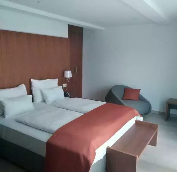 اتاق لوکس, Aparthotel Miramare