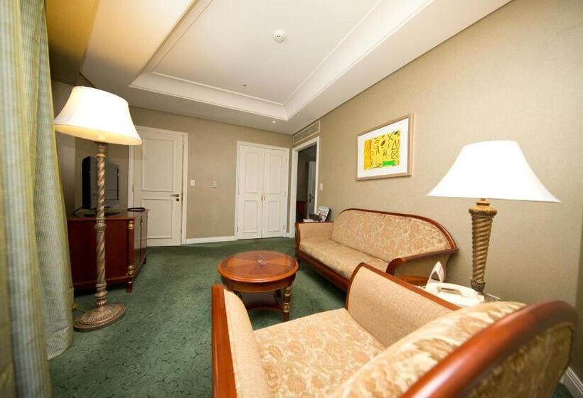 ファミリージュニアスイート, High1 Grand Hotel Main Tower