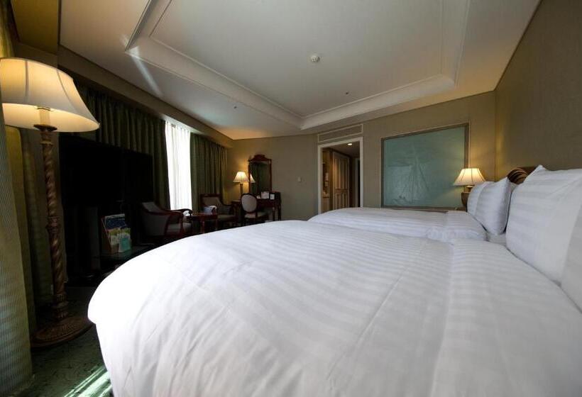 ファミリージュニアスイート, High1 Grand Hotel Main Tower